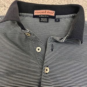 Vineyard Vines | men’s polo shirt M EUC blue striped